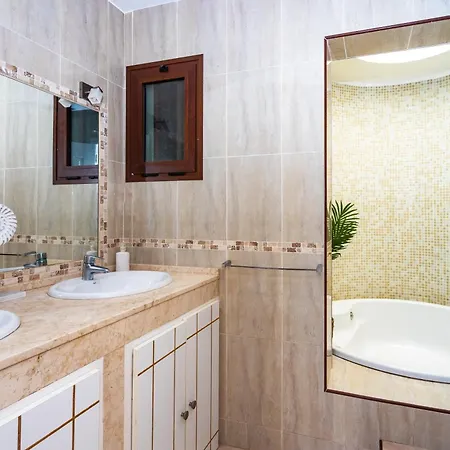 Conchamar Oceanbeach *